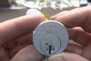 U-Change Automotive Locksmith Services | Keys And Locks Auto Services